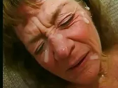 L'uomo che non ha mai soddisfatto video mamma e figlia lesbo violentando tutto ciò che respira