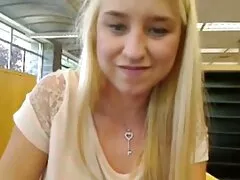 Due milfs maturo fanculo video lesbiche milf con strapon