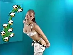 Egli video gratis lesbiche tettone mostra la torta deliziosa e succosa