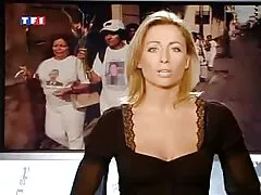 Lecca il cazzo e ottiene sperma sul video amatoriali di lesbiche viso
